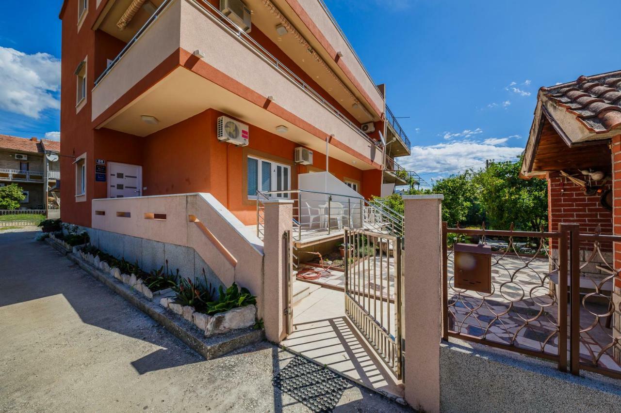 Apartman Sunce Apartman Kaštela Kültér fotó